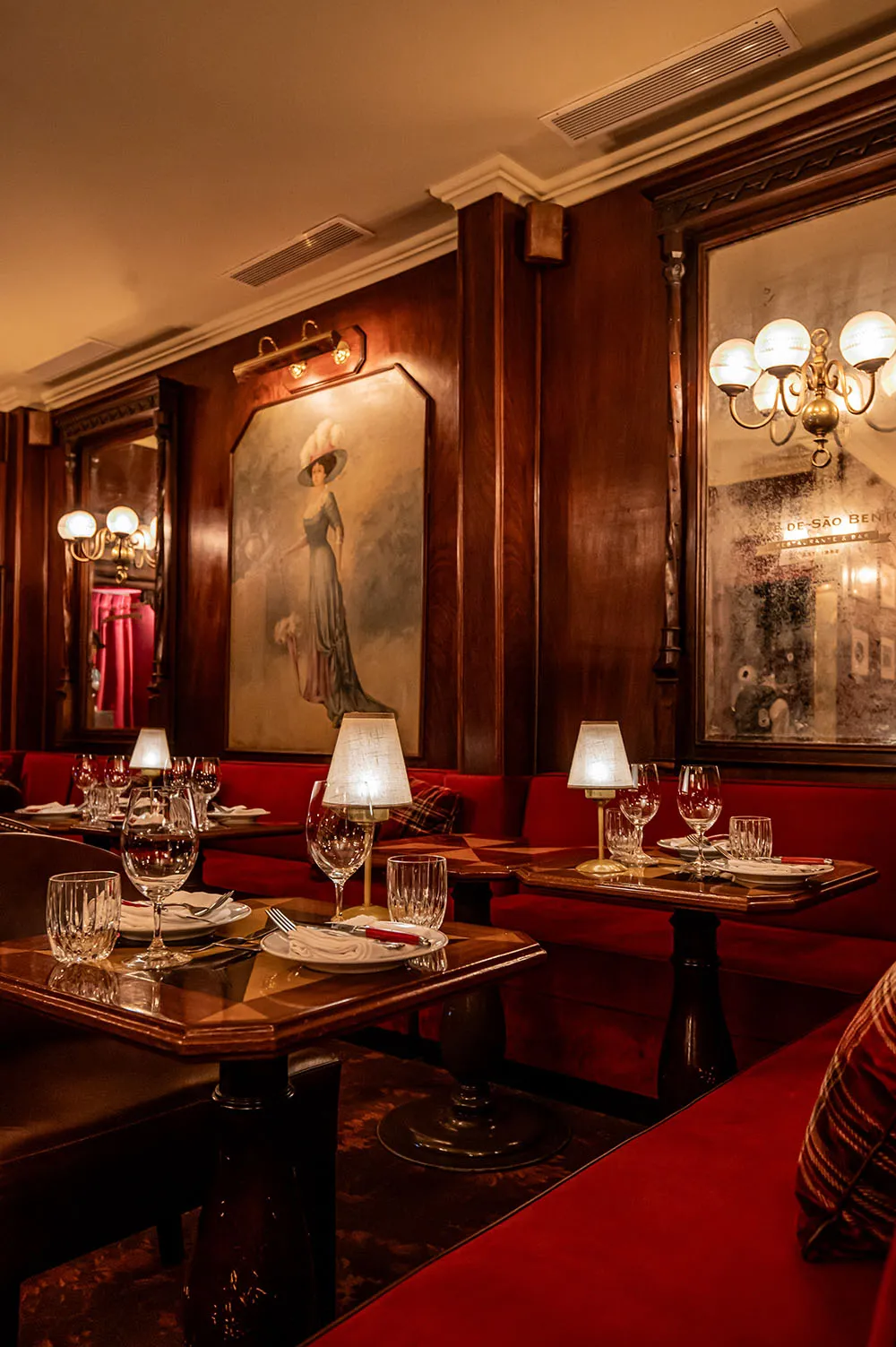 05-cafe-sao-bento-rua-galeria-melhor-bife-lisboa